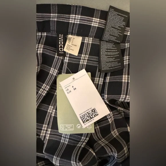 Plaid Black and White Women's Skirt - Picture 7 of 7
